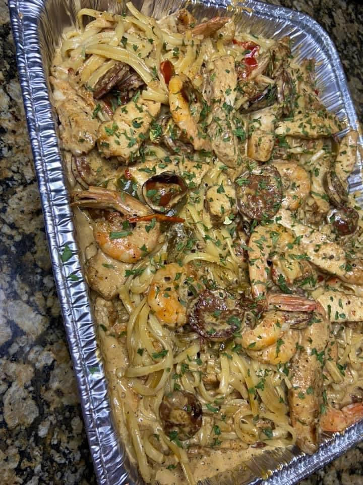 3 Meat Jambalaya Pasta Pan (feeds 6-7)